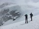  a jsme zase pod vrcholem, od kterého nás dělí údolí s ledovcem Laveciau a po kterém se přes celkem velké trhliny sestupuje k chatě Chabod